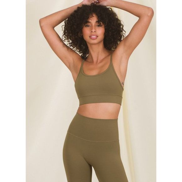 Olive Green 2 piece Workout Set with Athletic Cami Top and Leggings - XL - Picture 4 of 9